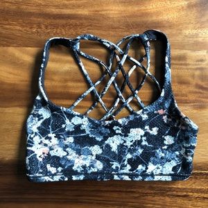 Lululemon Free To Be Wild bra, size 6